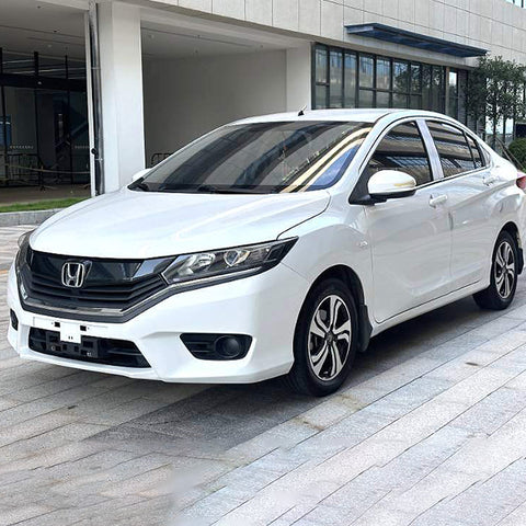 Honda Greiz 2016 White 1.5L