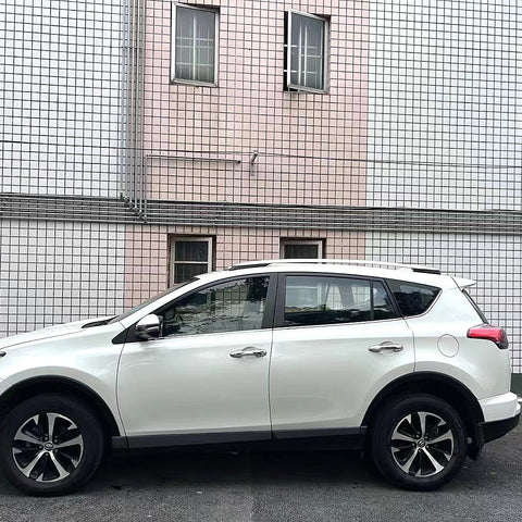 Toyota RAV4 2016 Белый 2.0L 