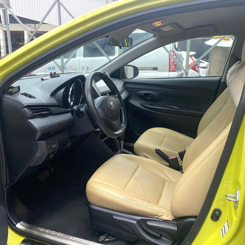 Toyota YARiS 2017 Yellow 1.5L