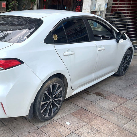 Toyota LEVIN 2021 Белый 1.2T 