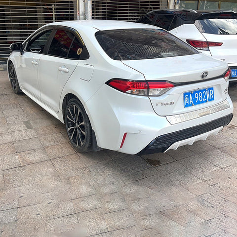 Toyota LEVIN 2021 Белый 1.2T 