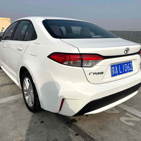 Toyota LEVIN 2021 Белый 1.5L 