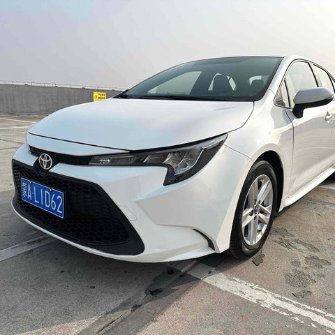 Toyota LEVIN 2021 Белый 1.5L 