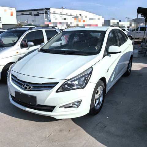 Hyundai Verna 2014 White 1.4L