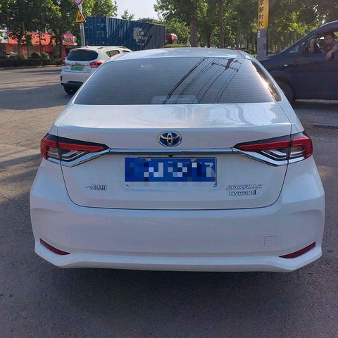 Toyota Corolla 2021 Белый 1.8L 