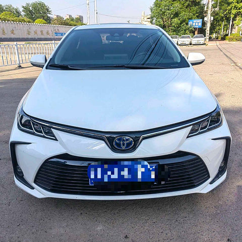 Toyota Corolla 2021 Белый 1.8L 