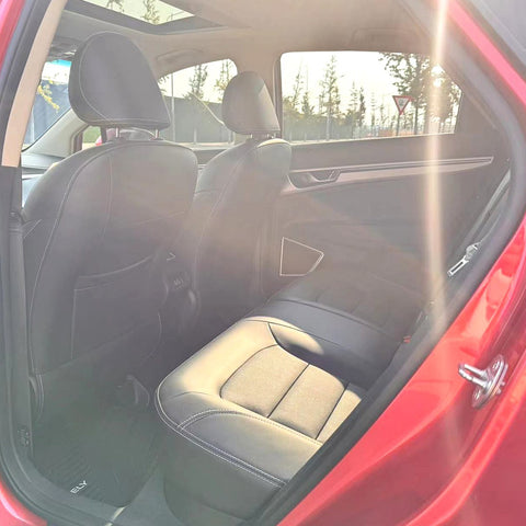 Geely Emgrand 2019 Red 2.0L