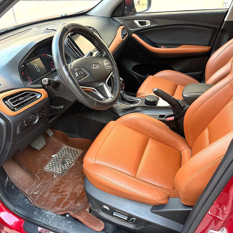Chery Tiggo  2016 Red 2.0L