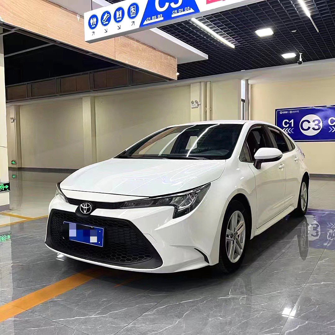 Toyota LEVIN 2022 Белый 1.5L 