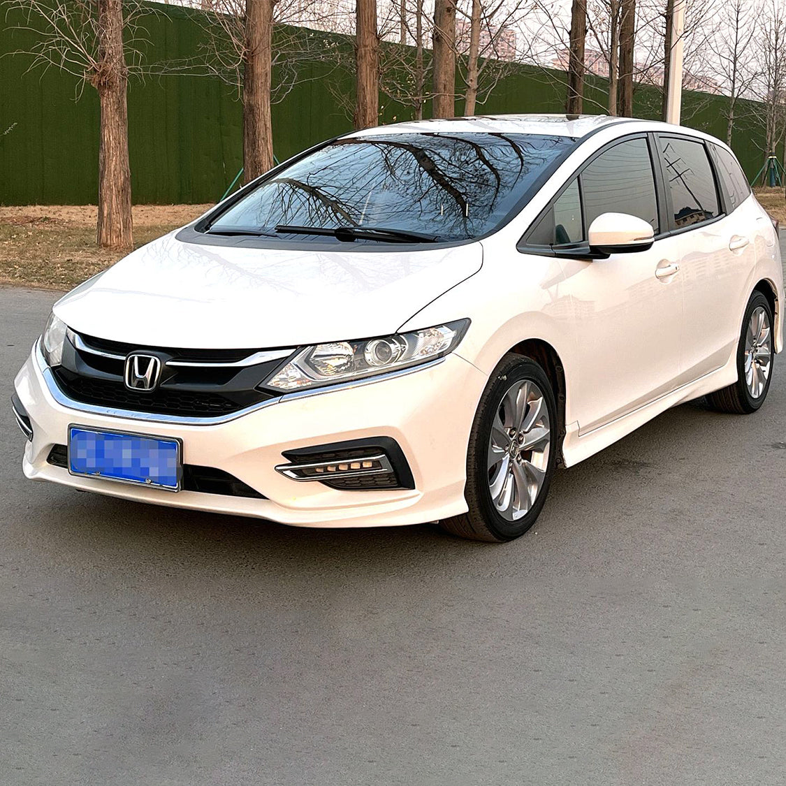 Honda Jade  2017 White 1.8L