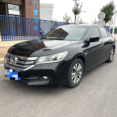 Honda Accord 2015 Черный 2.0L 