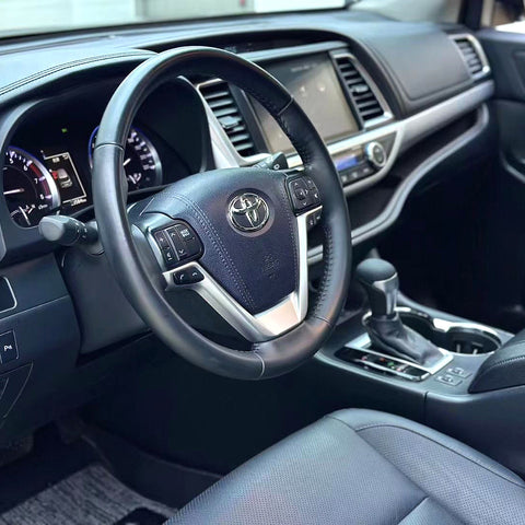 Toyota Highlander 2019 Черный 2.0T 