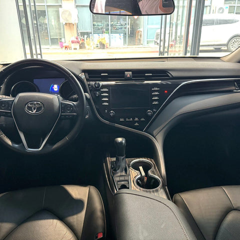 Toyota  Camry 2018  White 2.5L