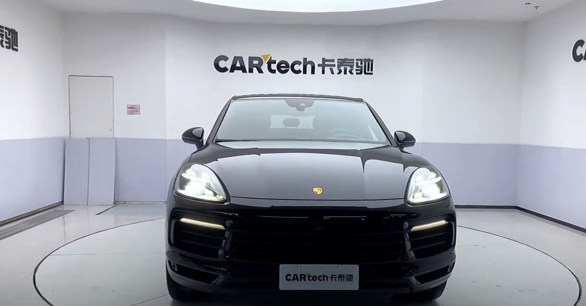 PORSCHE  Cayenne